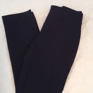 Ruby Rd. navy blue pull on pant
